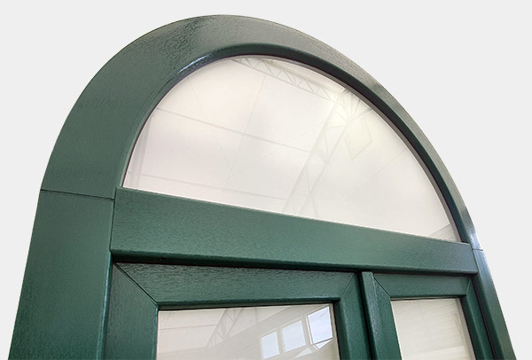 Spacer bars in arched windows